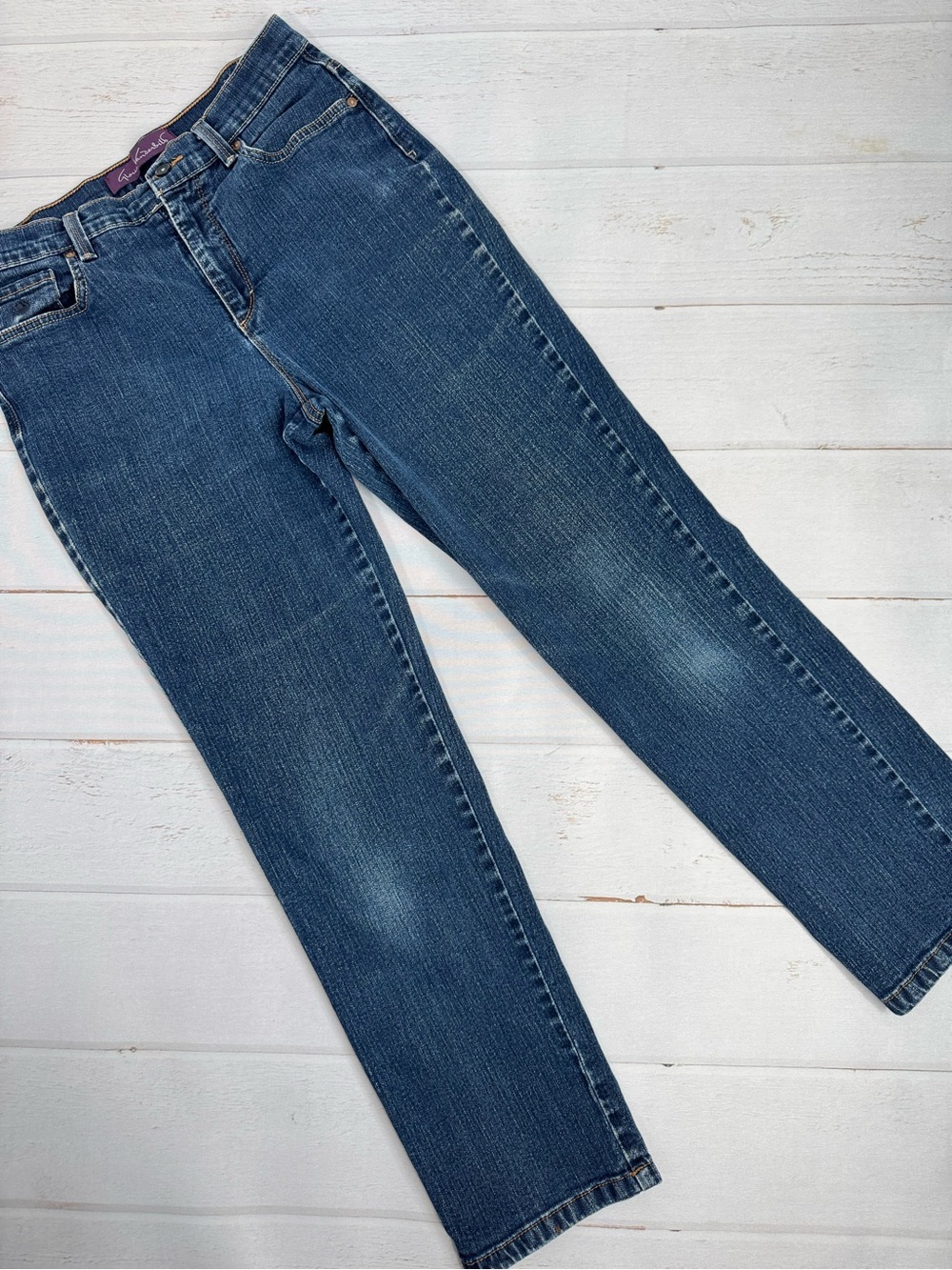Gloria Vanderbilt Amanda Straight Leg Jeans Medium Wash Size 10 Short